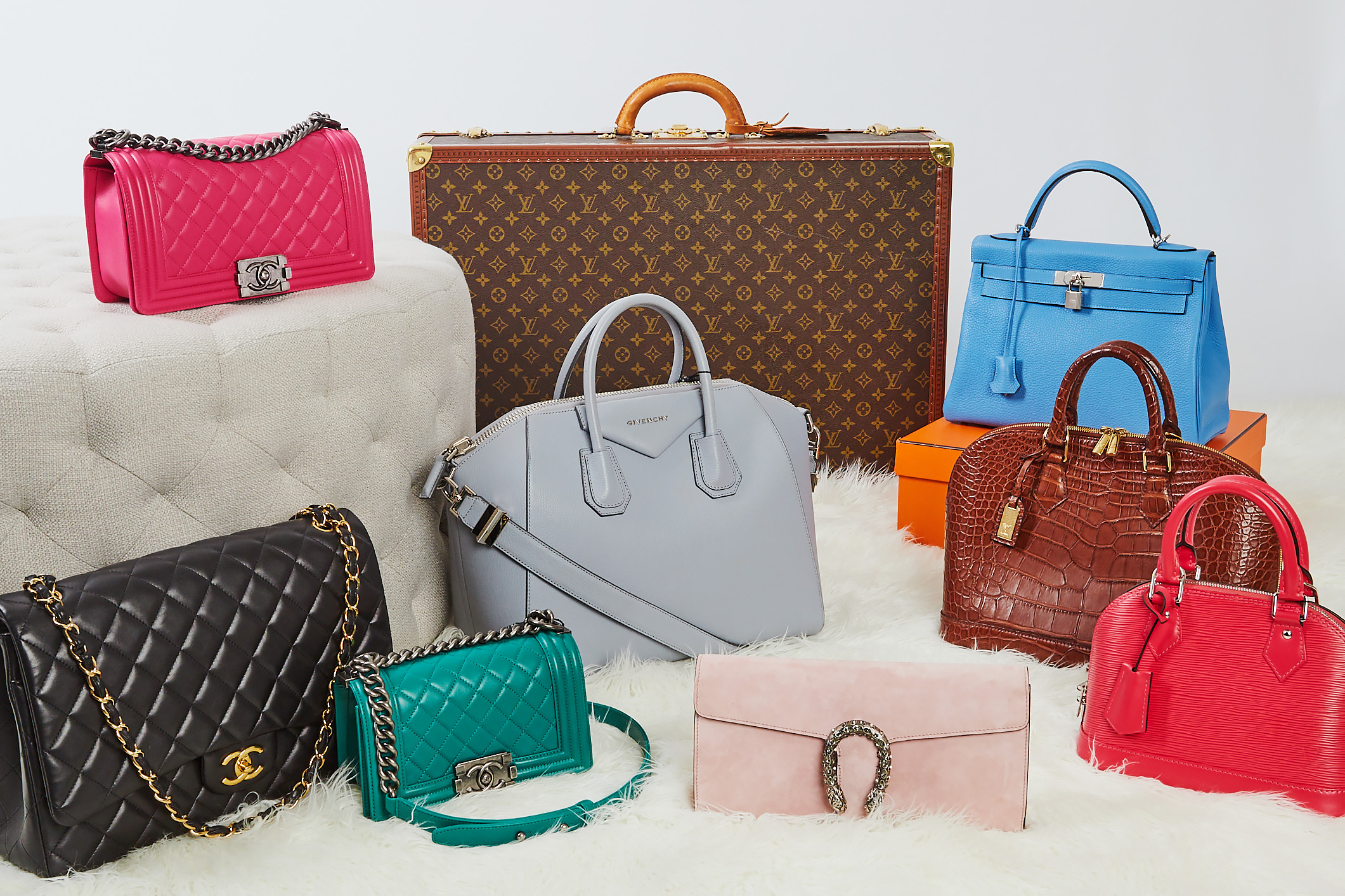 Pre-Owned Chanel, Louis Vuitton, Hermes, Givenchy and Gucci | Authenticated Pre-Owned Luxury at YoogisCloset.com
