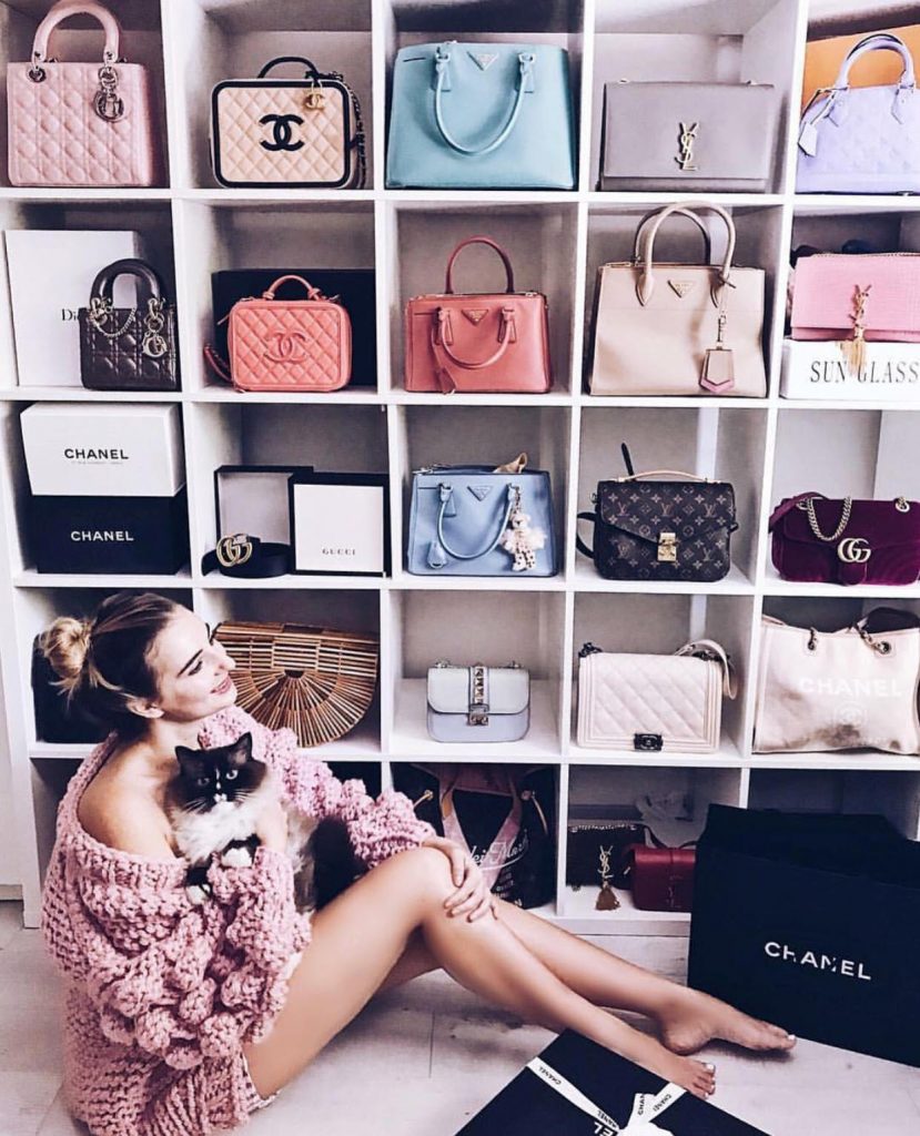 @theblondmacaron handbag collection is amazing! 
